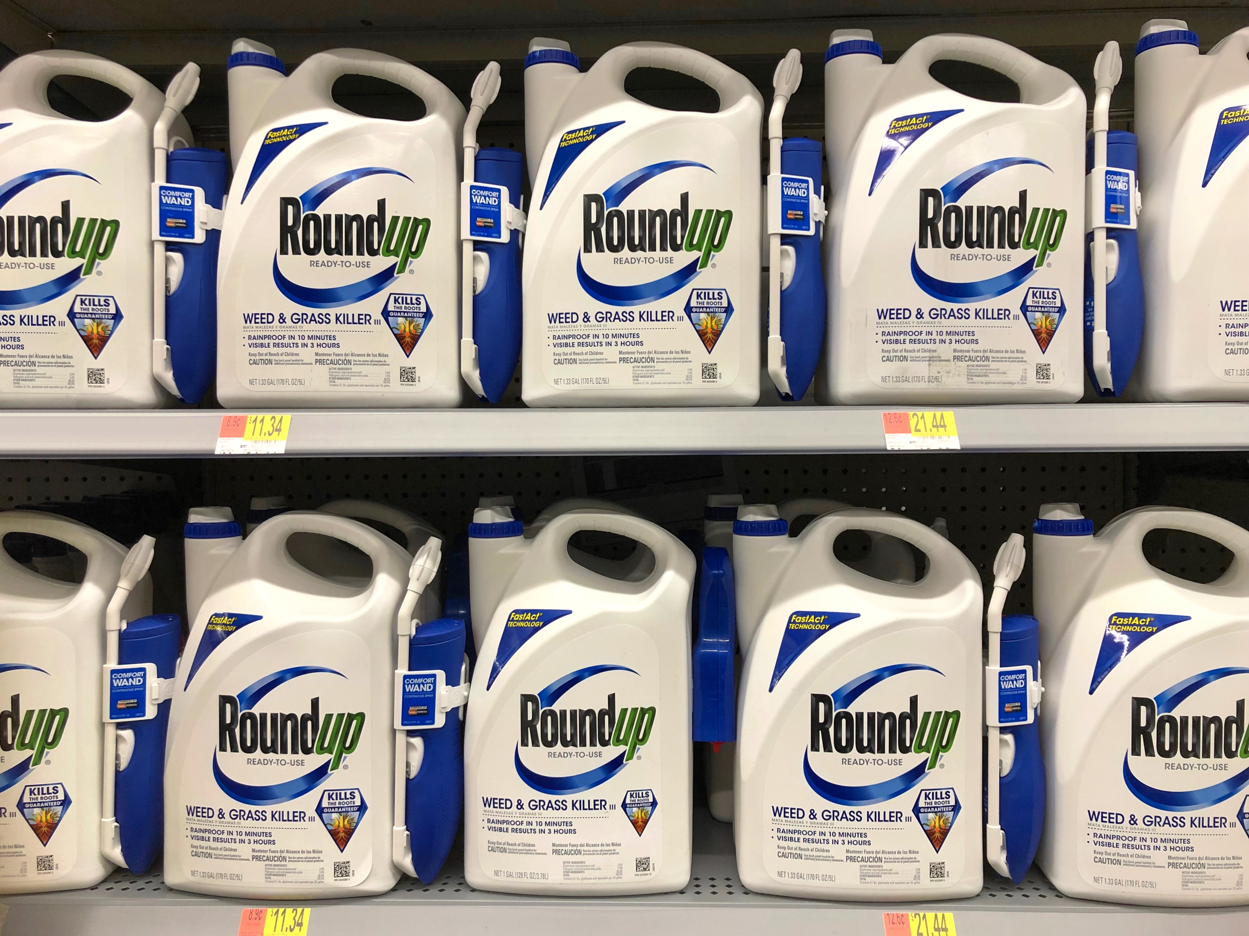 Roundup bottles on store shelf