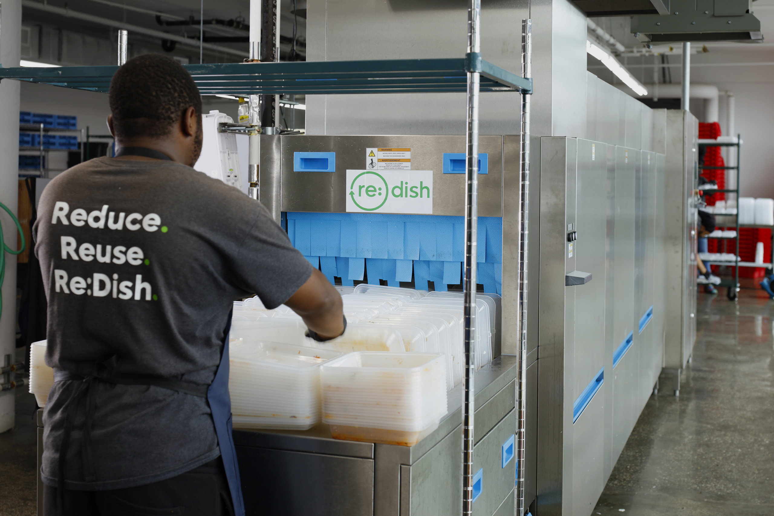 Re-use dishwashing industrial facility